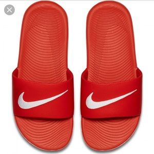 men red nike slides